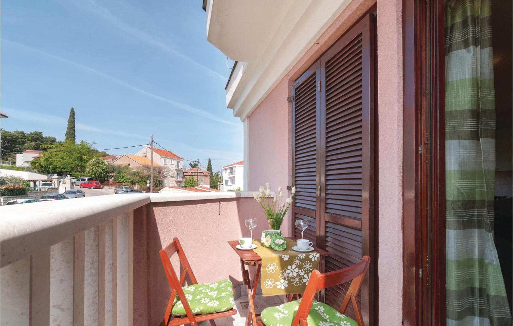 Lovely Apartment In Split With Wifi Exteriör bild